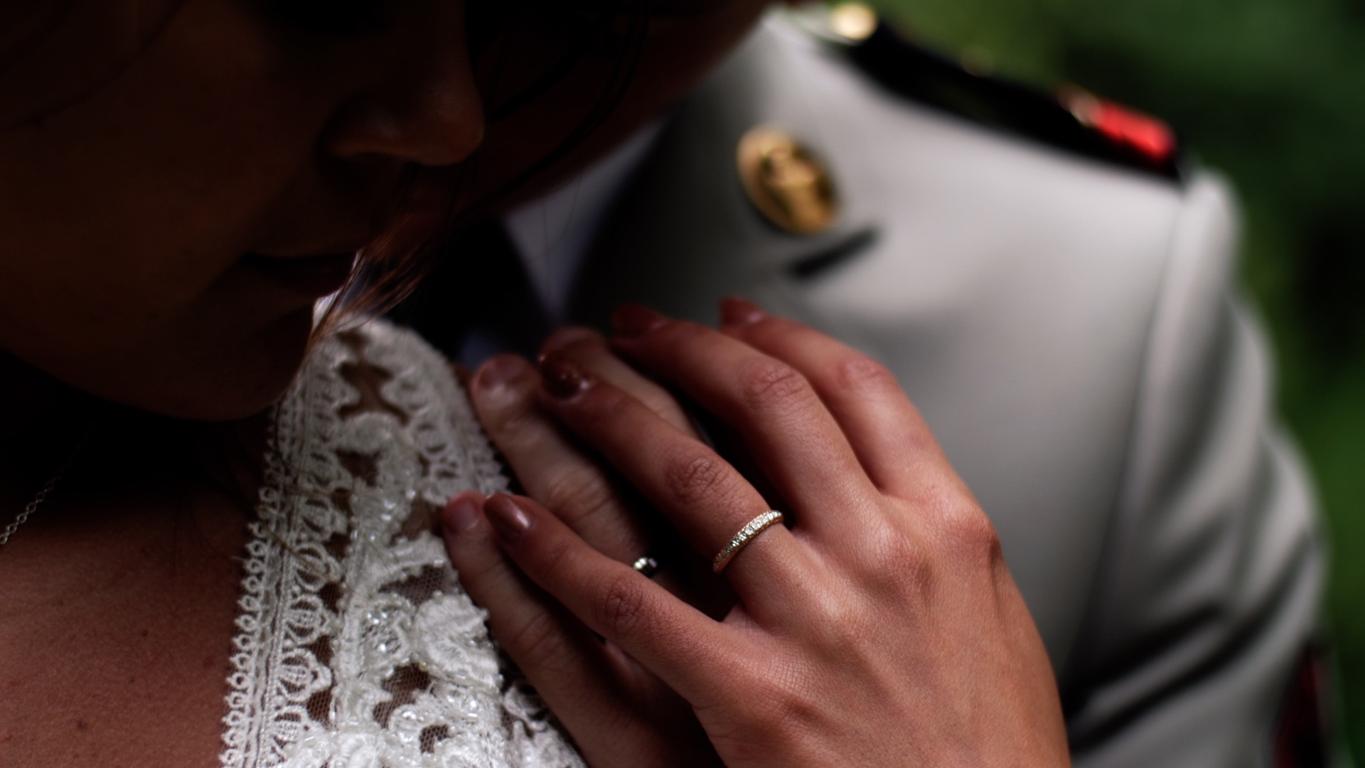 Film mariage Moulin d'Épouville Épouville Seine-Maritime Normandie — Mégane et Simon — moulin XIe siècle rivière Lézarde parc 1ha drone Étretat Havre — Sylvain B Vidéaste Arras