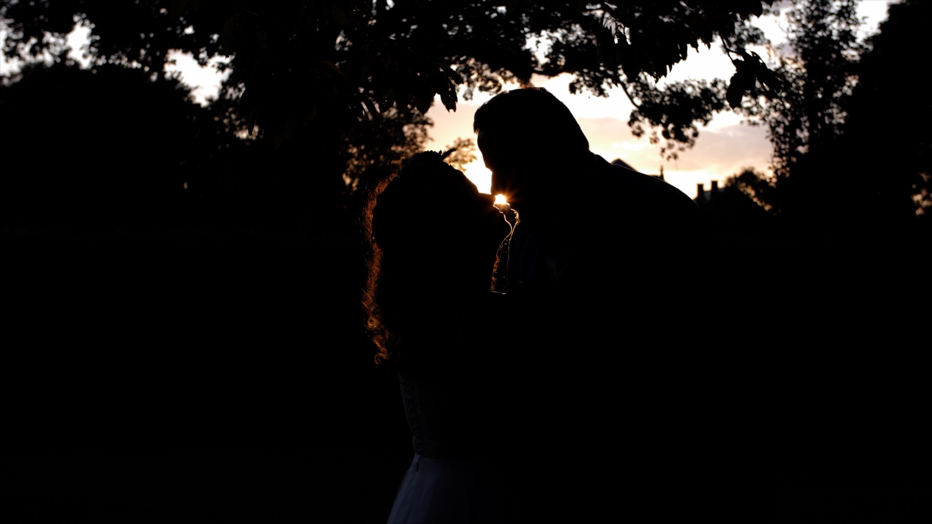 Film mariage Domaine des Bouleaux Arquennes Hainaut Belgique — Audrey et Corenthin — néo-classique XIXe orangerie parc 2ha arbres fruitiers drone — Sylvain B Vidéaste Arras