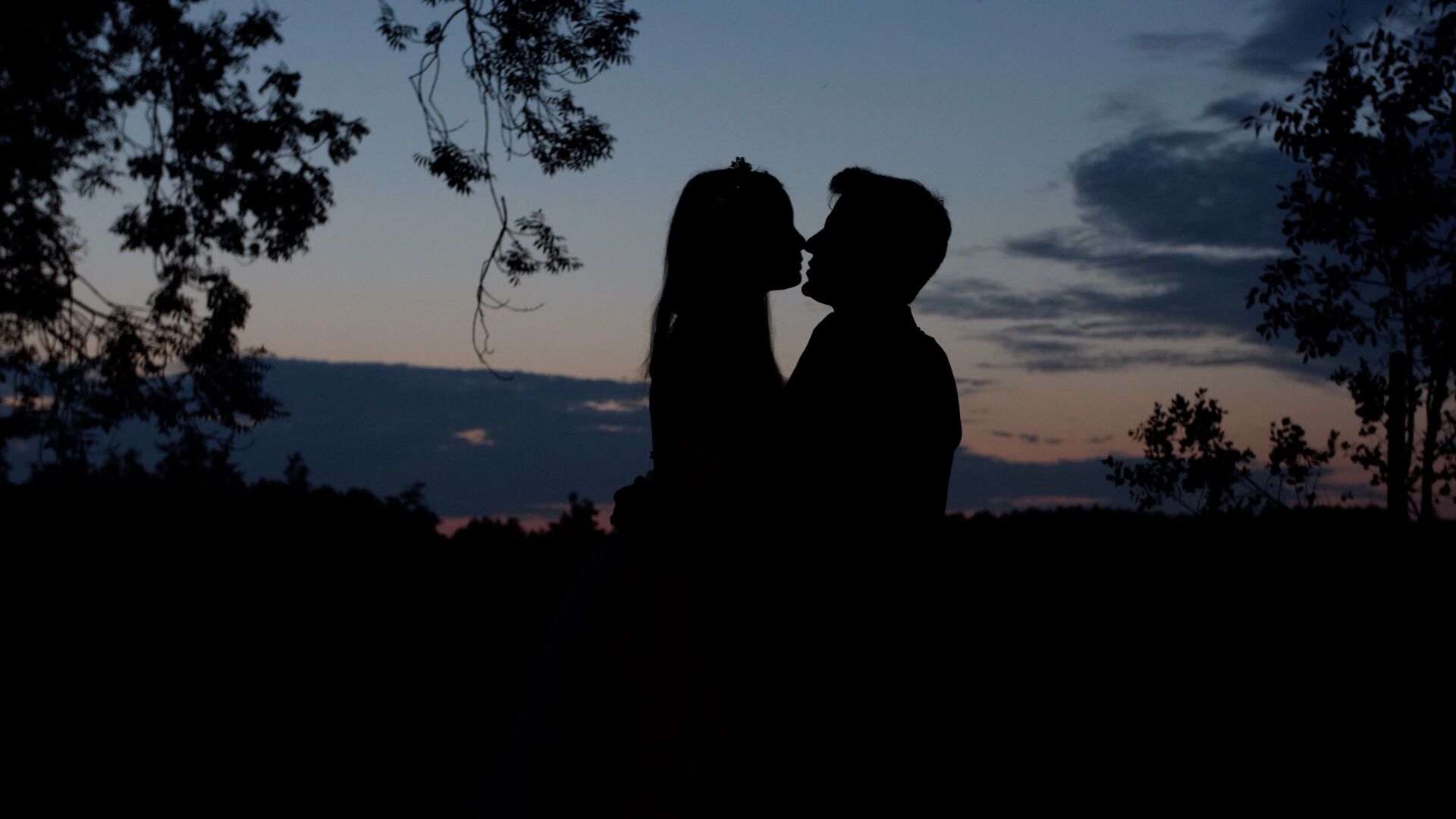 Film mariage Clos Barthélemy Éterpigny Pas-de-Calais — Angélique et Damien — château restauré Orangerie Baltard parc 4ha pigeonnier drone — Sylvain B Vidéaste Arras